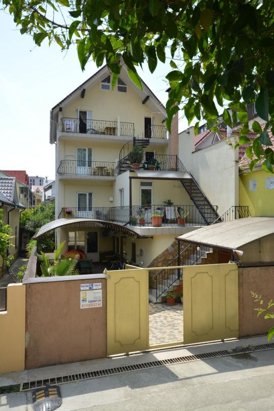 Gavan-Adler Living Quarters