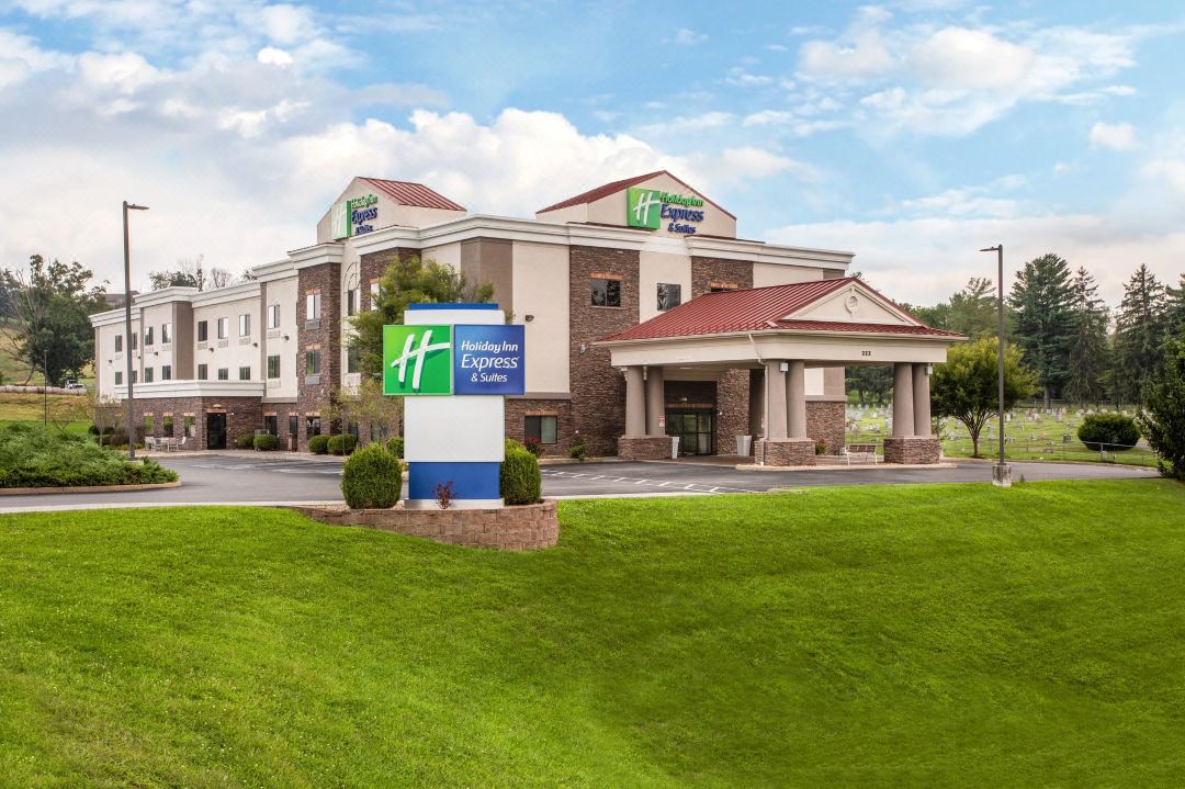 Holiday Inn Express & Suites LEWISBURG by IHG