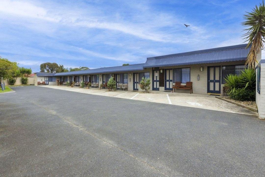 Rosebud Motel