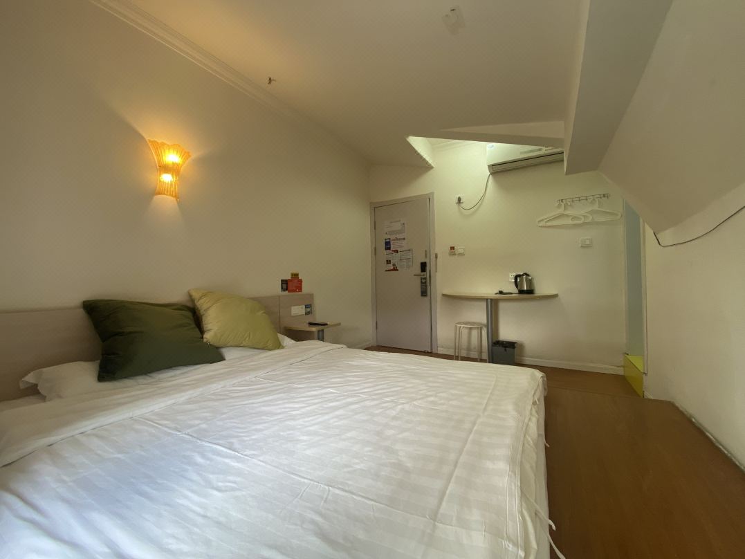 K155 hotel chain (Shanghai University Town store）)