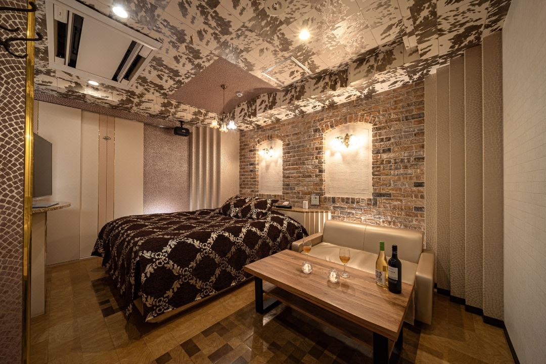 Rose Lips Tsuruhashi - Adults Only