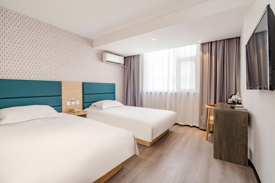 Grace Inn Qingdao Ningxia Road subway station Wusi Square store