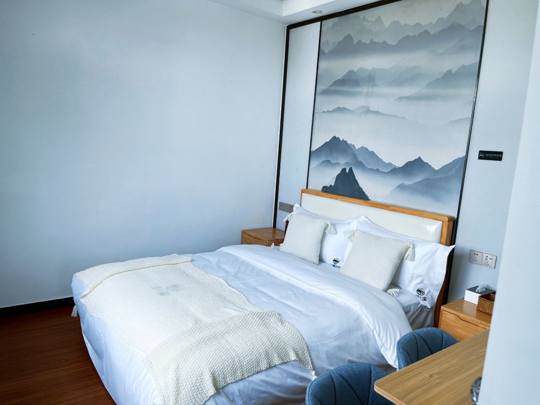 Tengchong Qingxi Private Hot Spring Luxury Glamping Homestay