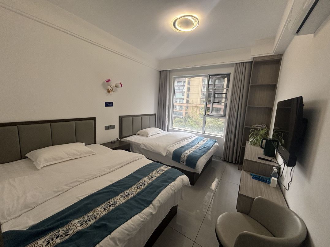 Zhenxiong Jukeyuan Homestay