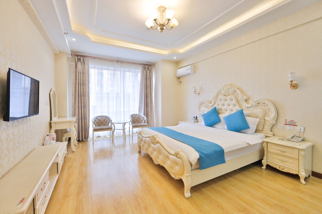 Aifei Theme Hotel (Yanji West Railway Station Wanda Plaza Branch)