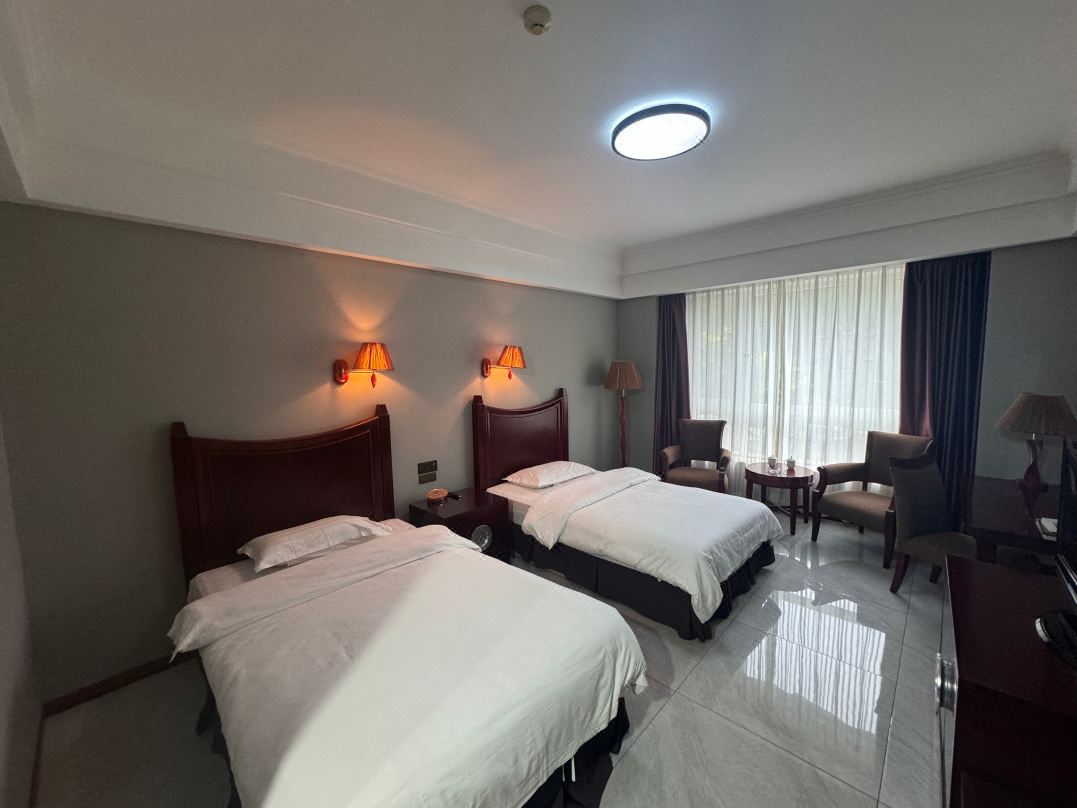 Rongdong Hotel
