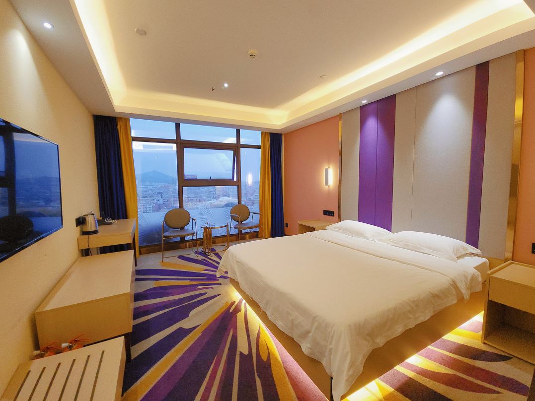 Hefeng Apartment (Changlong Zhongcun, Panyu, Guangzhou)