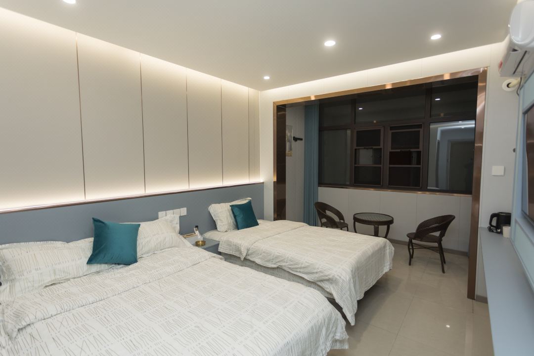 Zhumadian Yaxuan Express Hotel