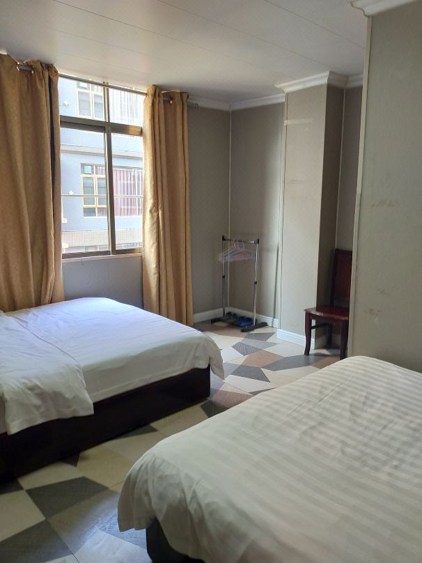 Teng County Fayuan Apartment