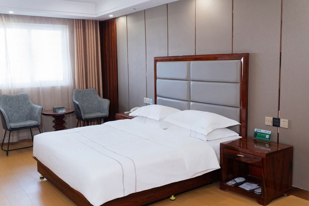 Pizhou Melvo Hotel