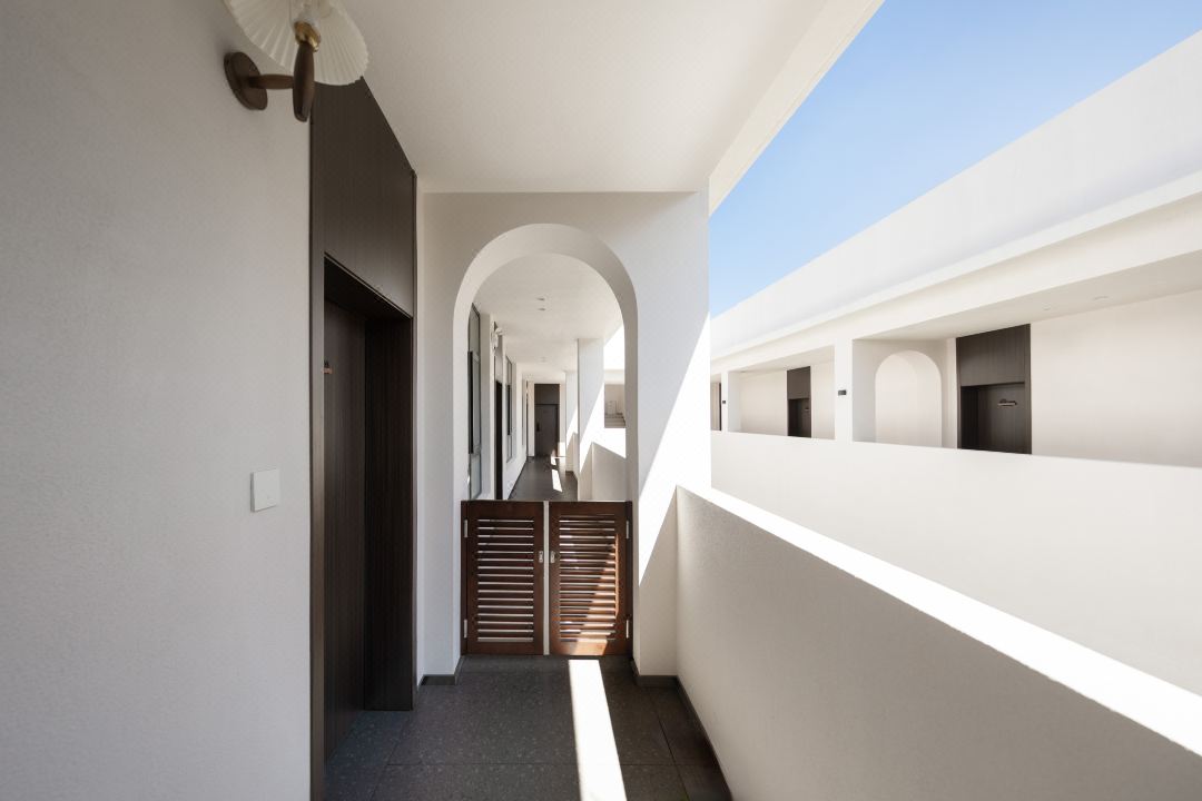 Lin Zhisen · Designer Hotel (Three Towers of Chongsheng Temple in Dali Old City)