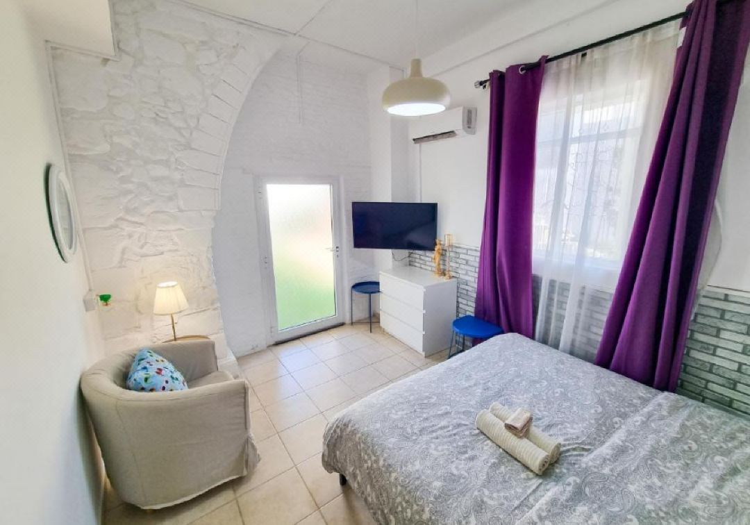 Aladdin's Hostel