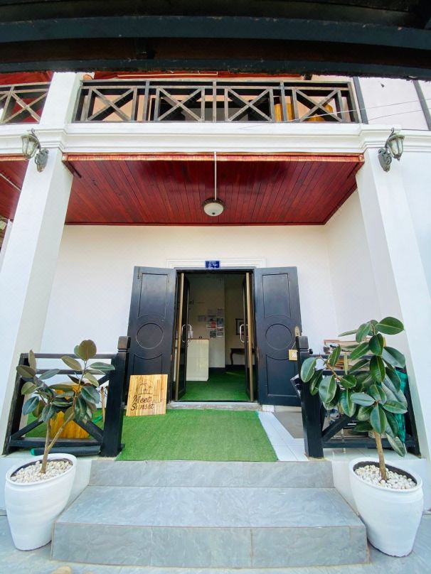 Meet Sunset Hostel Luang Prabang