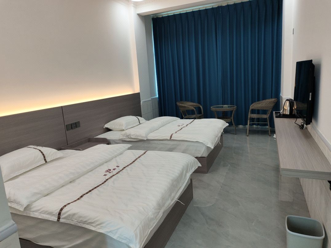 Shiping Ruilong Hotel