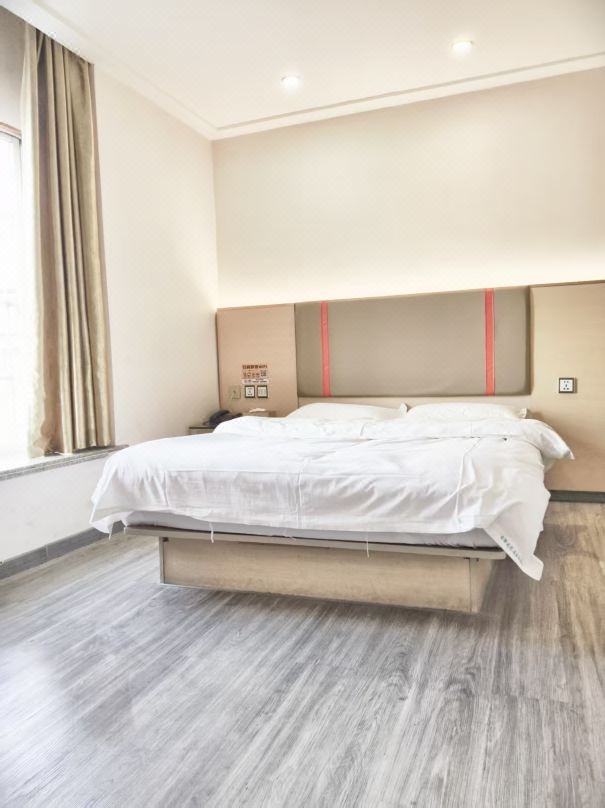 Pai Hotel (Nanning Binyang Square South Road)