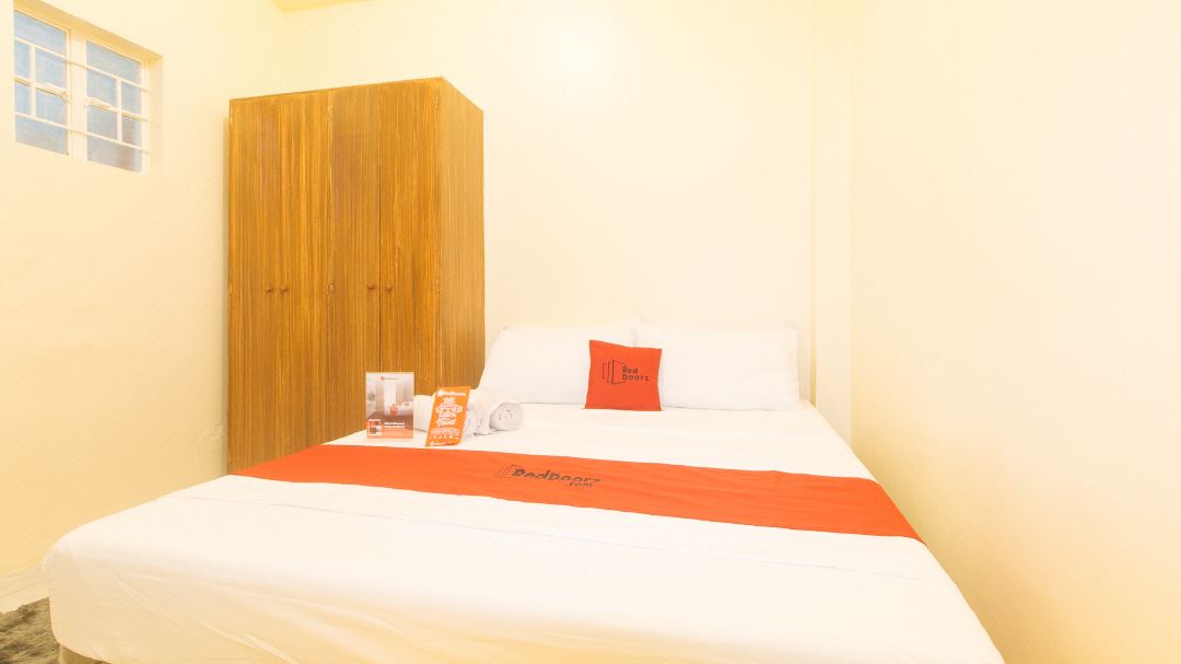 RedDoorz @ VCloud Hills near De La Salle Dasmarinas Cavite