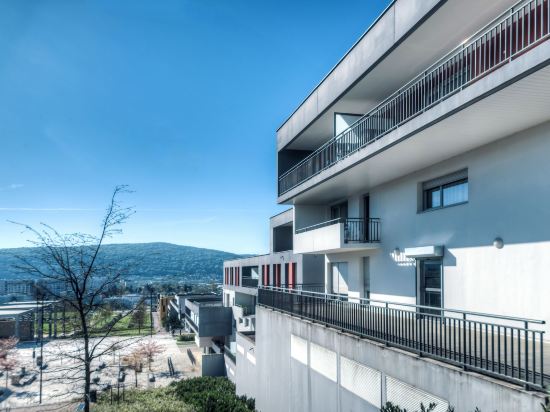 Comfort Aparthotel Besancon Hauts du Chazal - Tap to explore photos