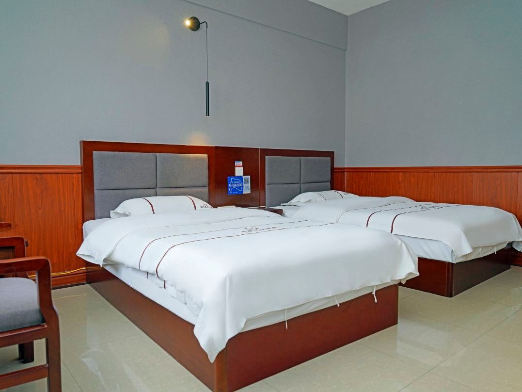 ZHAO  TONG  SHUN  YU  BUSINESS  HOTEL