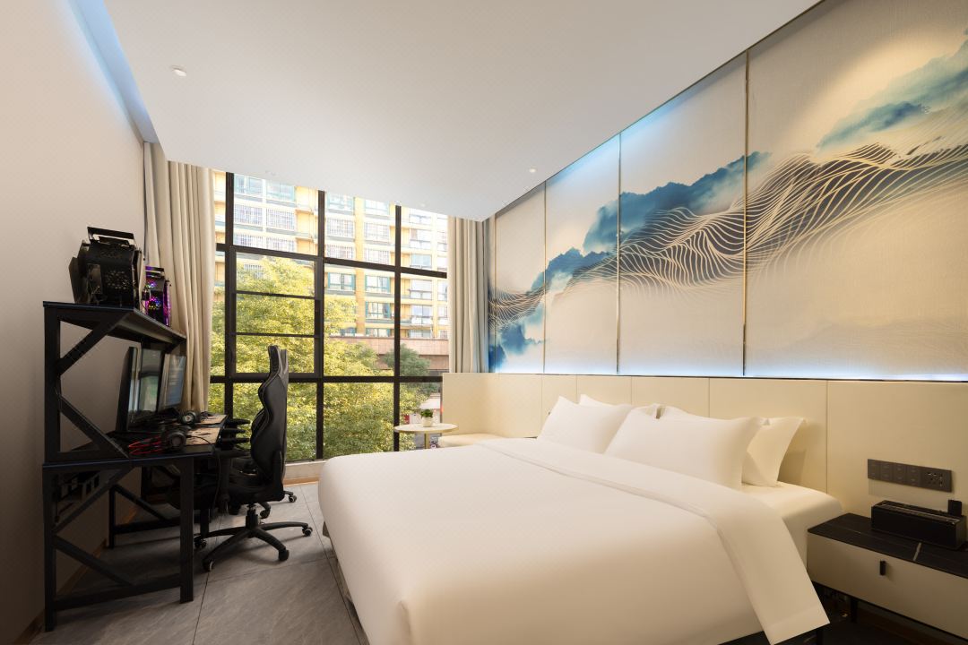 Xiyue Hotel (People's Square Yuyaochang)