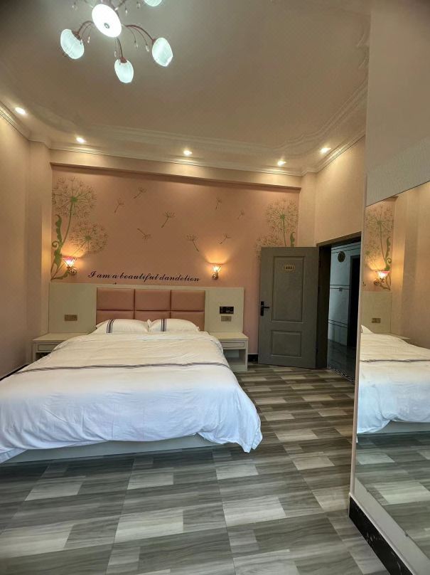 Golden Beach on Wanwei Island Lianhai Homestay