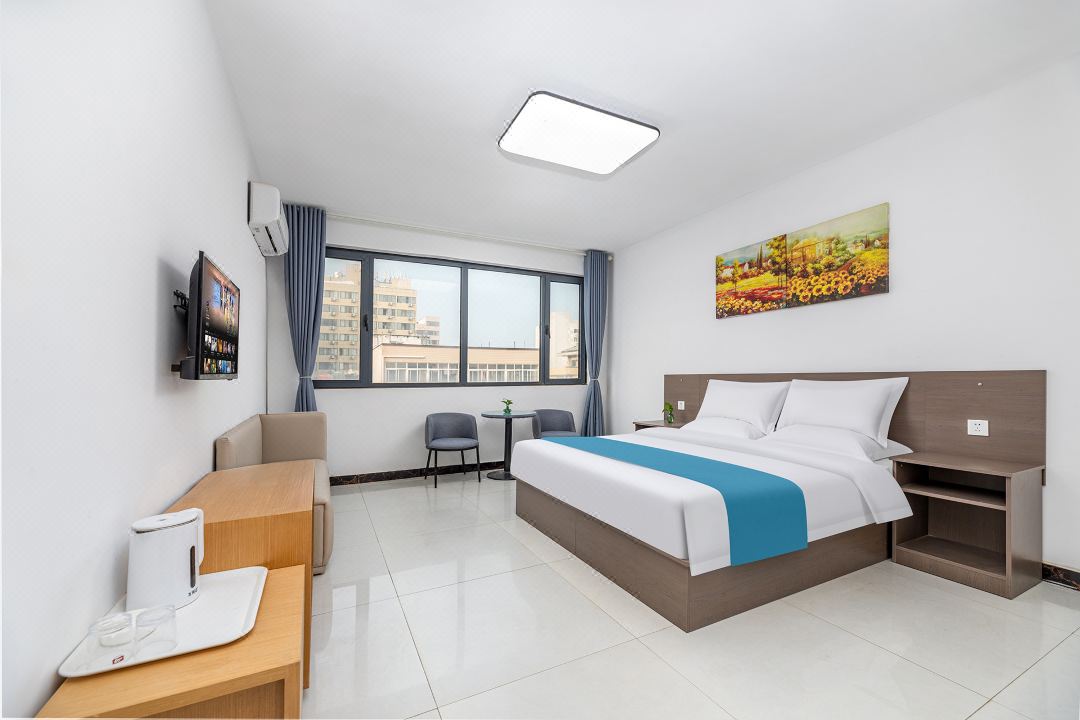 Yunyi Business Hotel (Kaifeng Henan University Jinming Campus)
