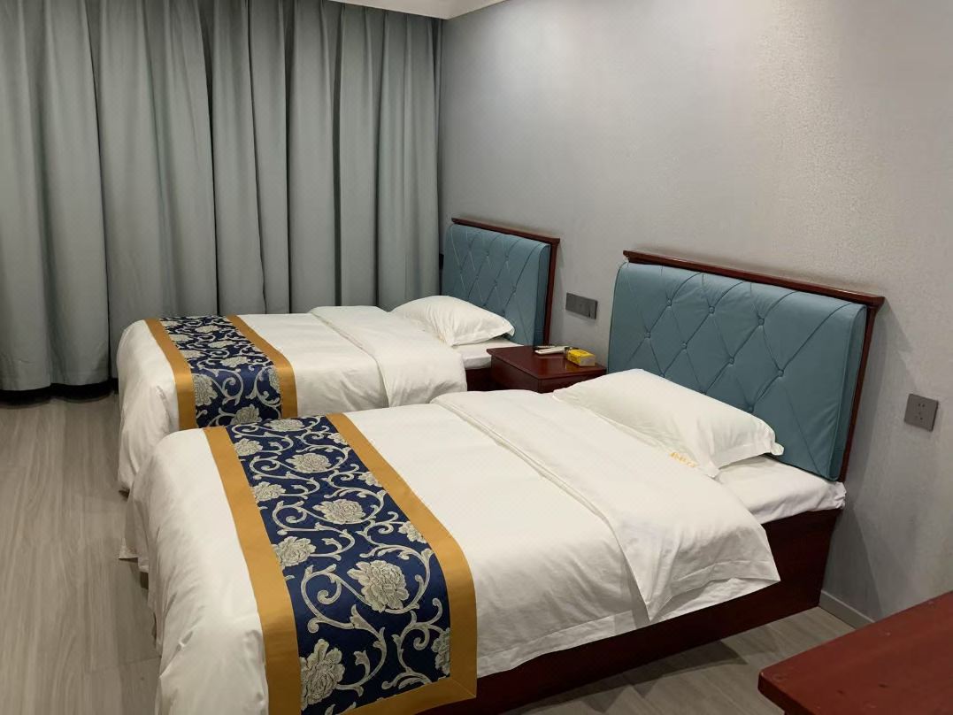 Jingmen Jingcang Business Hotel