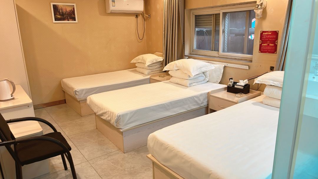 Longhai Hotel