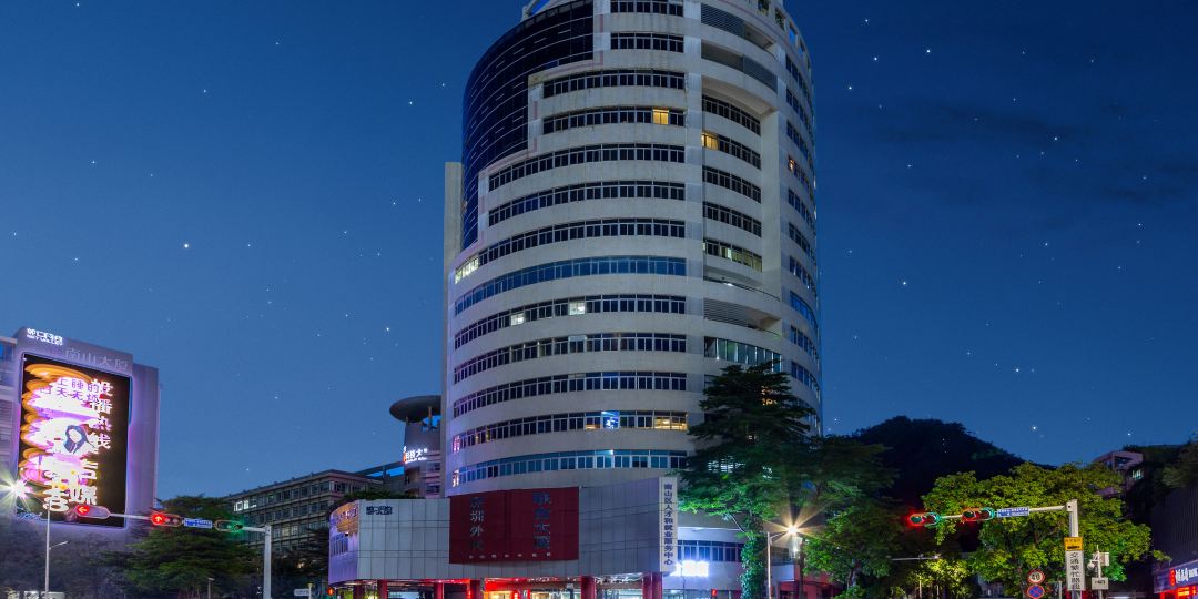 新合酒店(深圳南油四海地铁站店)