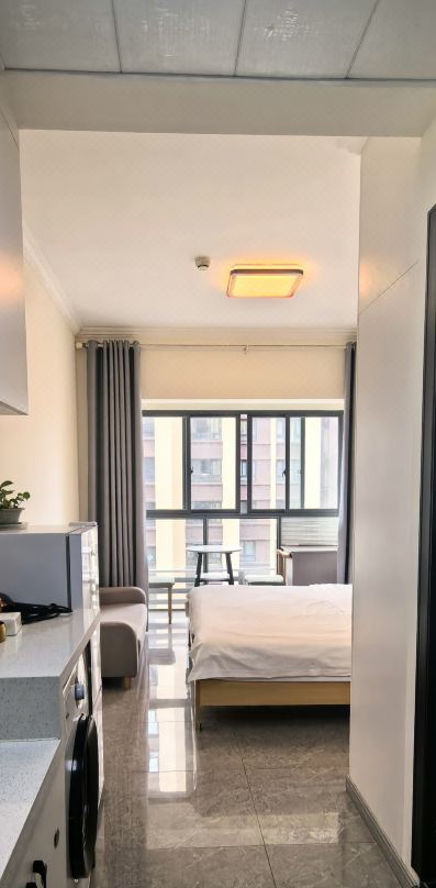 Chongqing Shiyue Hotel (Weidianyuan Branch)