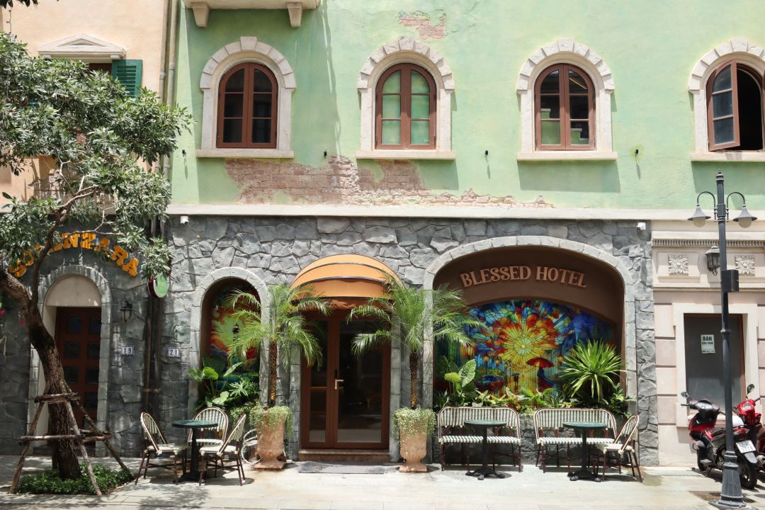 BLESSED Hotel Phu Quoc