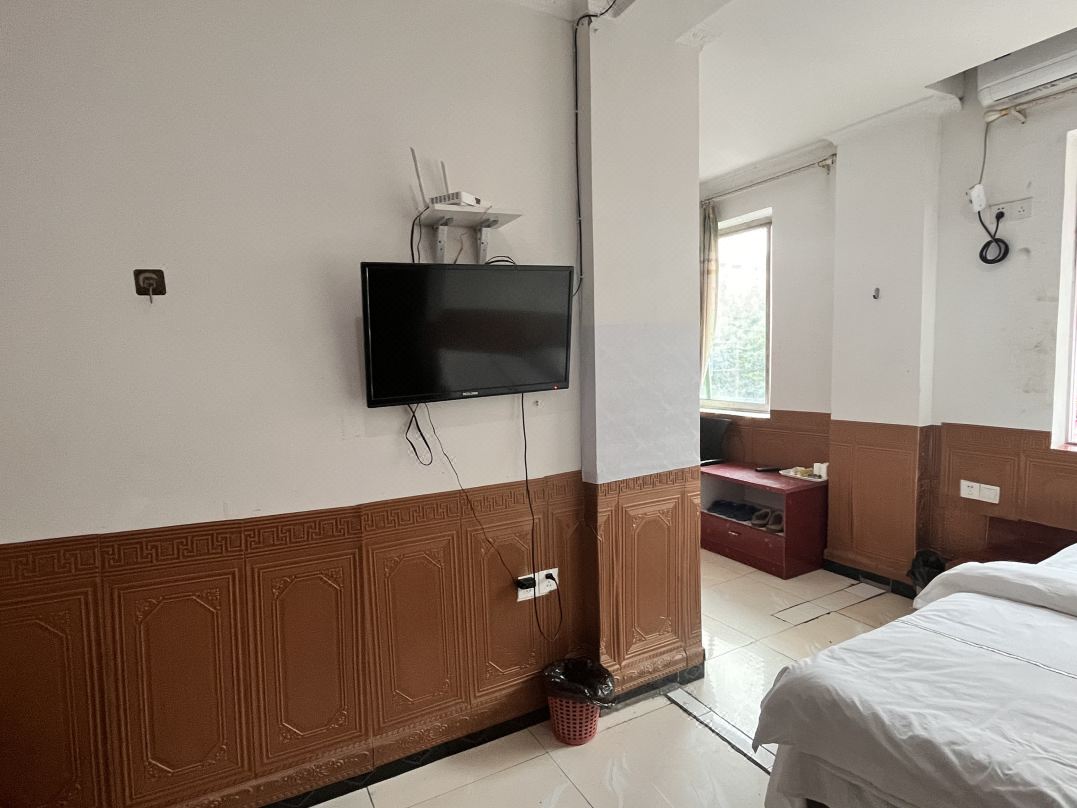 Neijiang Yaofa Inn