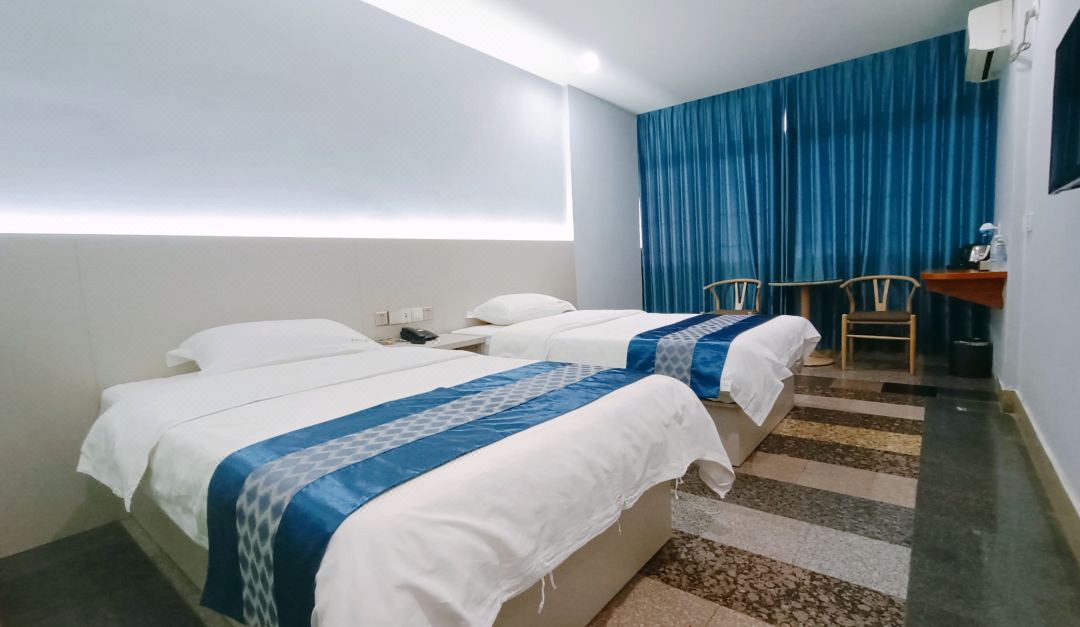 Jiayuan Business Hotel