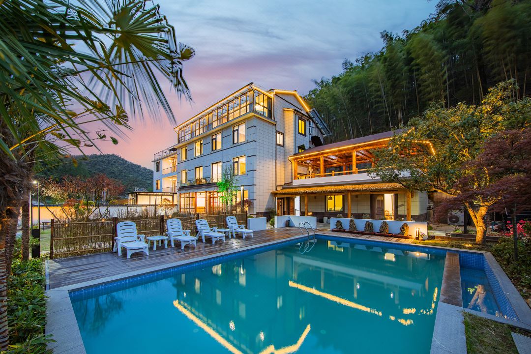 Xixia Mountain Retreat · Wild Luxury Mountain Views, Skiing, and Relaxed Family Vacation