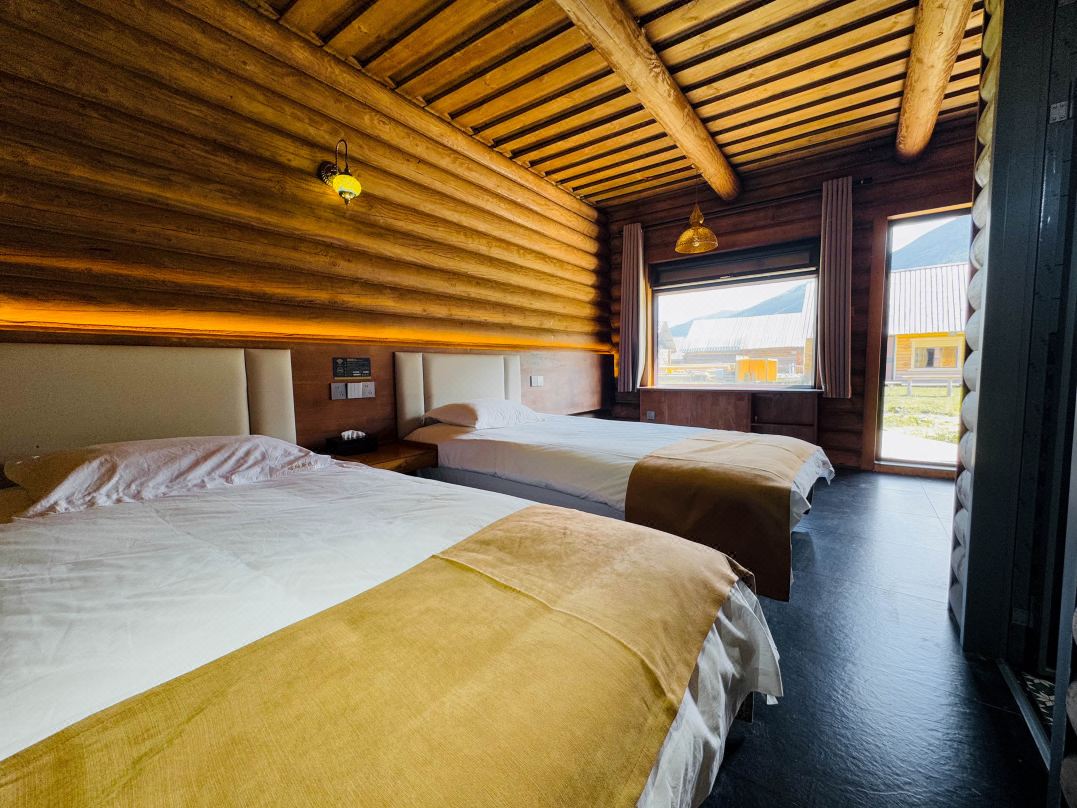 Kanas Luban Chalet (Hanas New Village Branch)