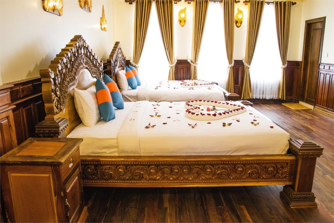 Pouk Hotel