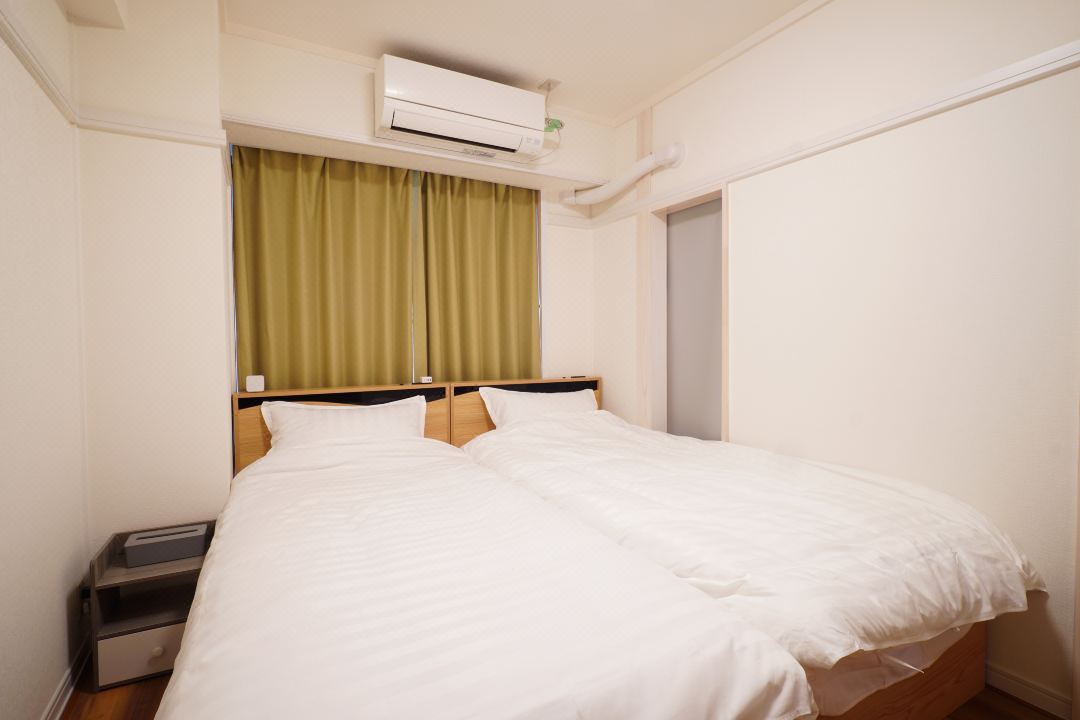 SHANGHAI INN self check in style apartment hotel