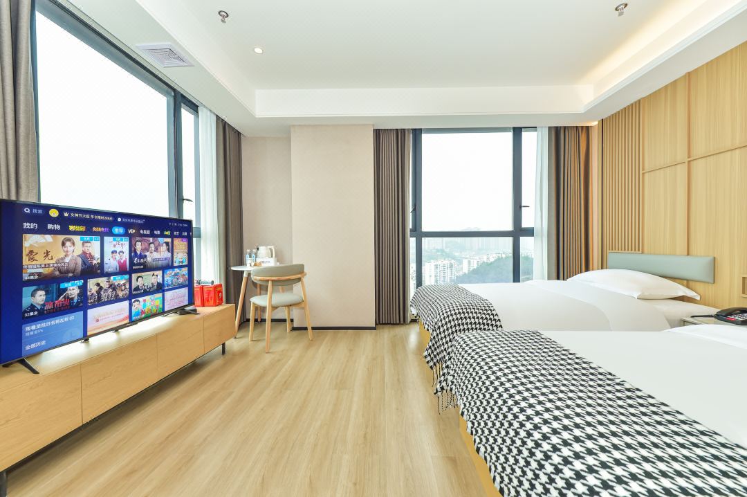 Splendid Entertainment Hotel (Guiyang Xintianzhai Xintian Metro Station Store)