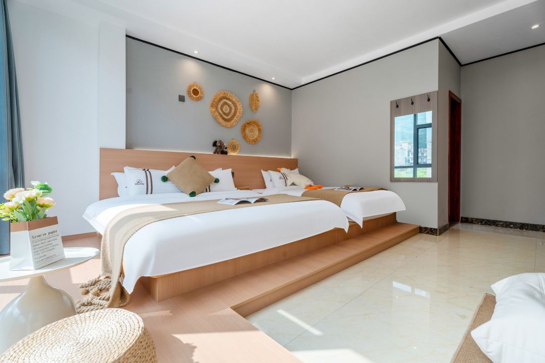 Linyue Suixi Bianya Juju Homestay (Wangxiangu Scenic Area)