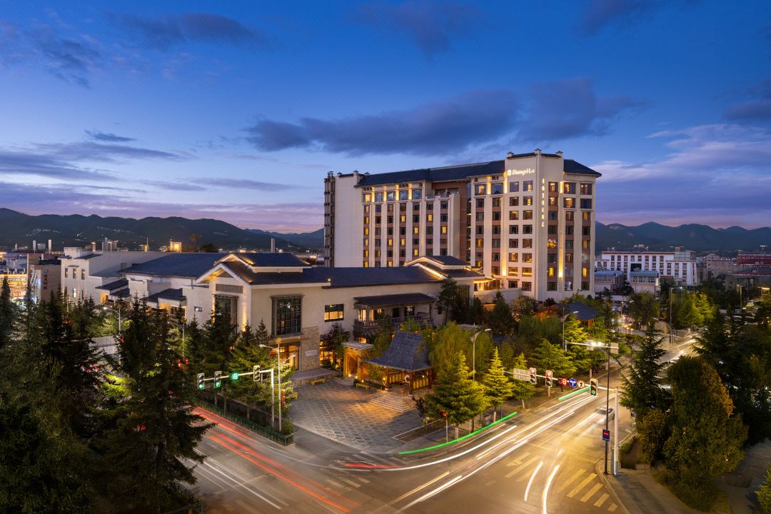 Shangri-La Resort
