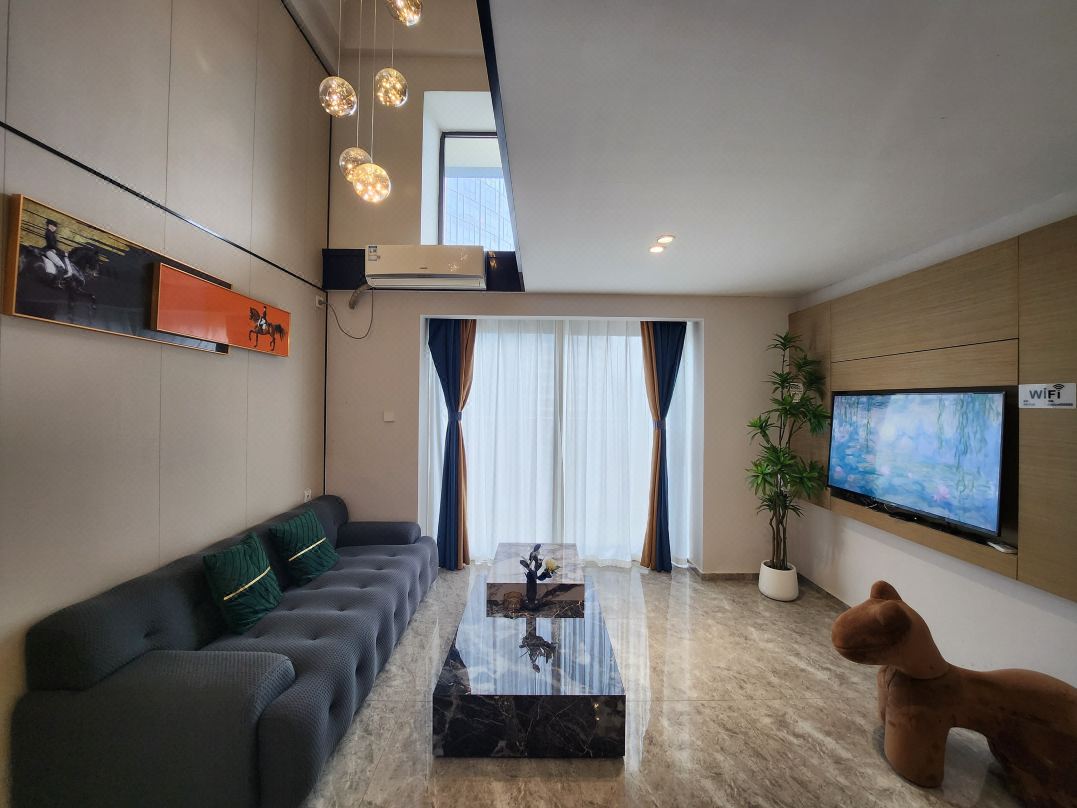 Haikou Mijia Hotel (Wuyuan River Stadium International Convention and Exhibition Center)
