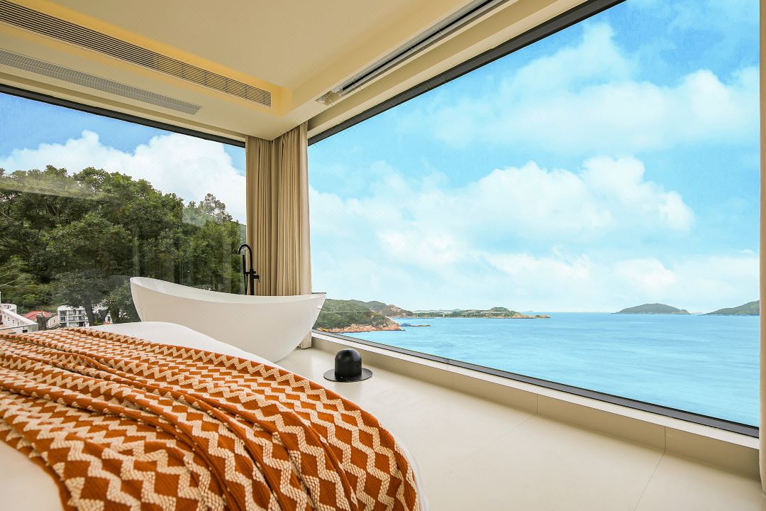 MaxHotel