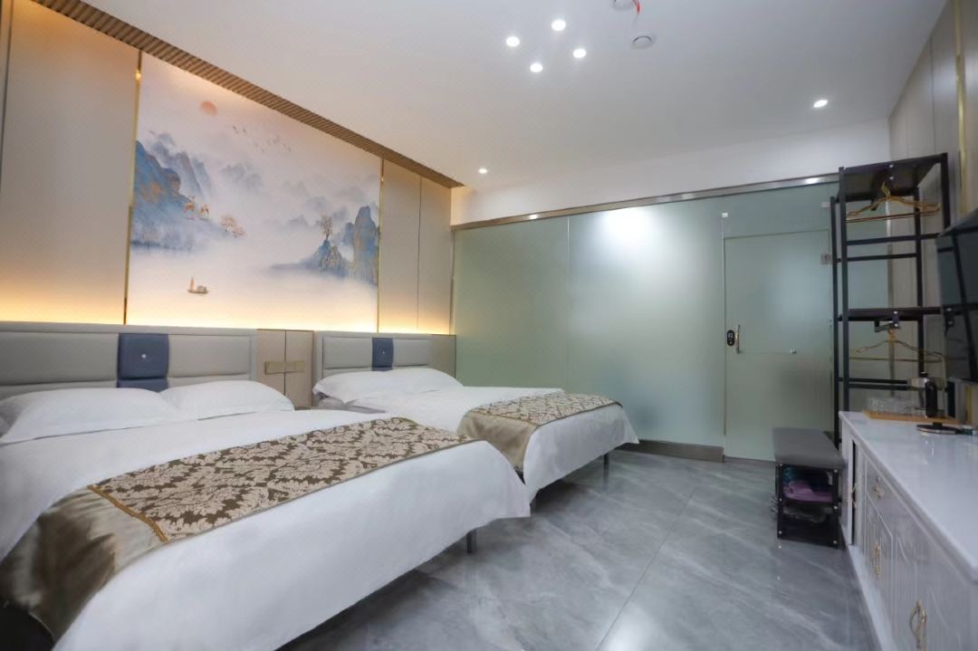 Manzhouli Jingyue Hotel