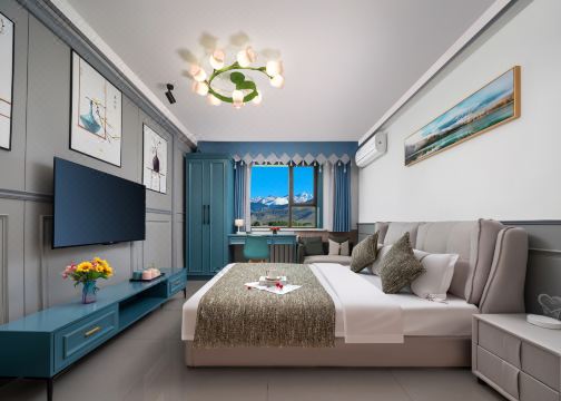 Zhaosu Yunsu Light Luxury Boutique B&B