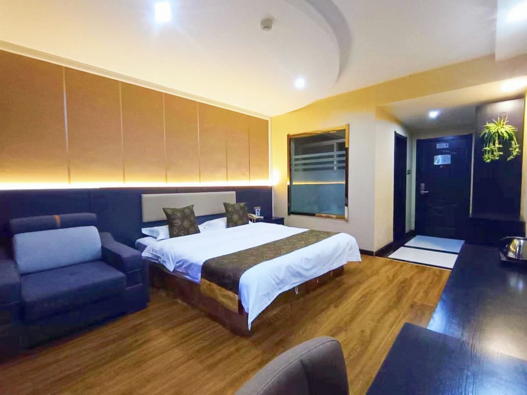 Dunhua Service Building Hotel