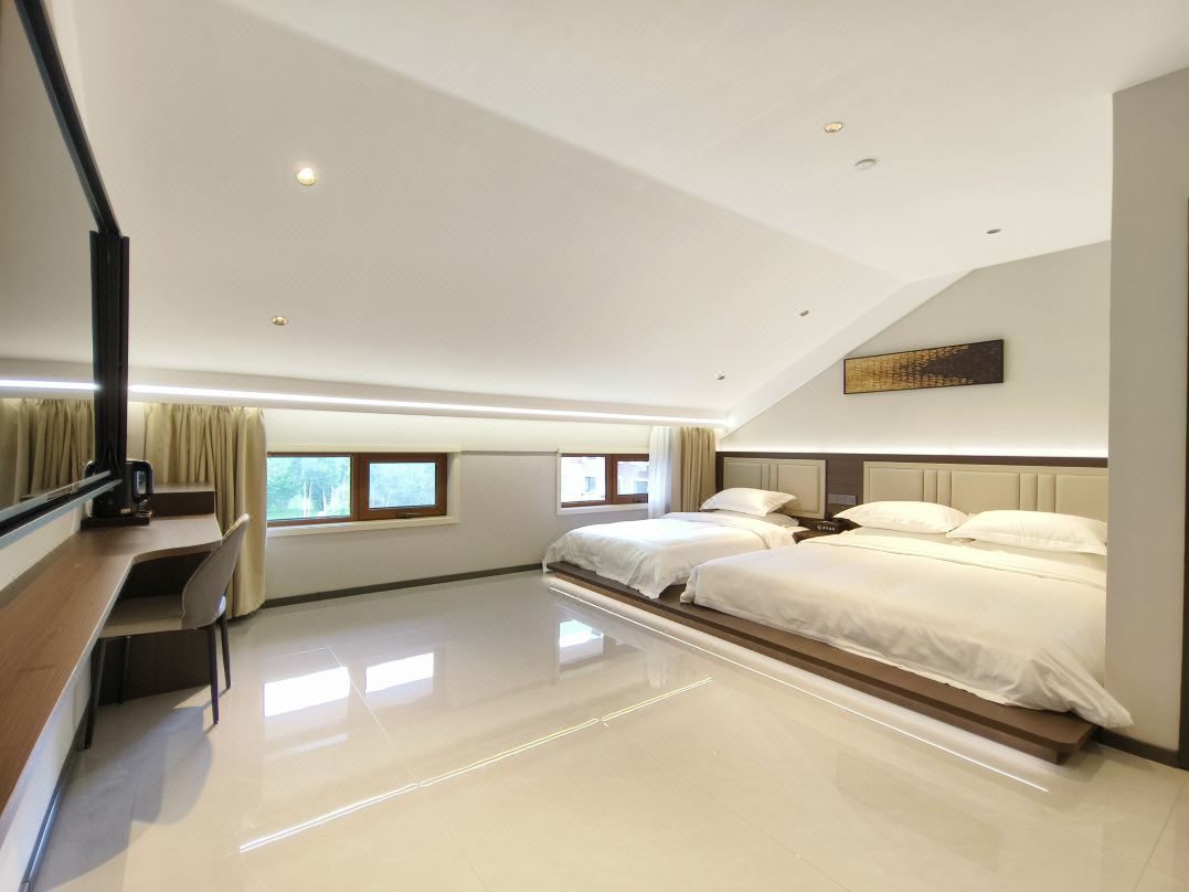 Lanxi Kangyuan Hotel