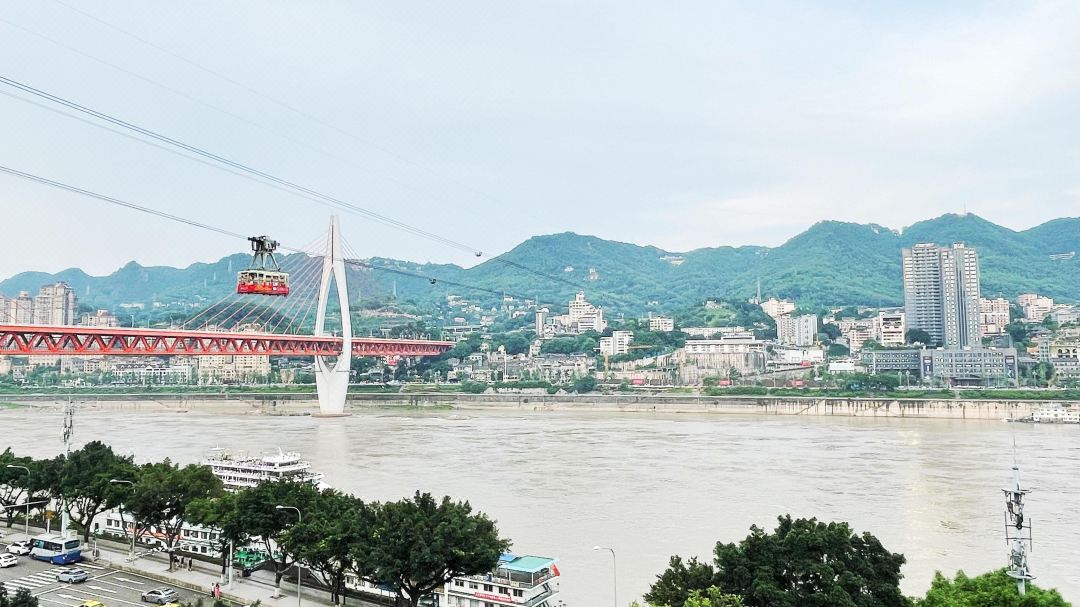 Bai Xiang Riverside Hotel
