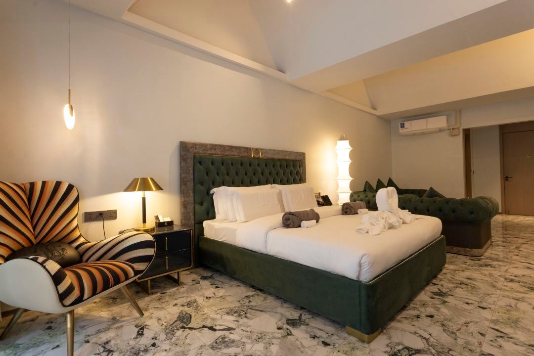 Yusu Hotel