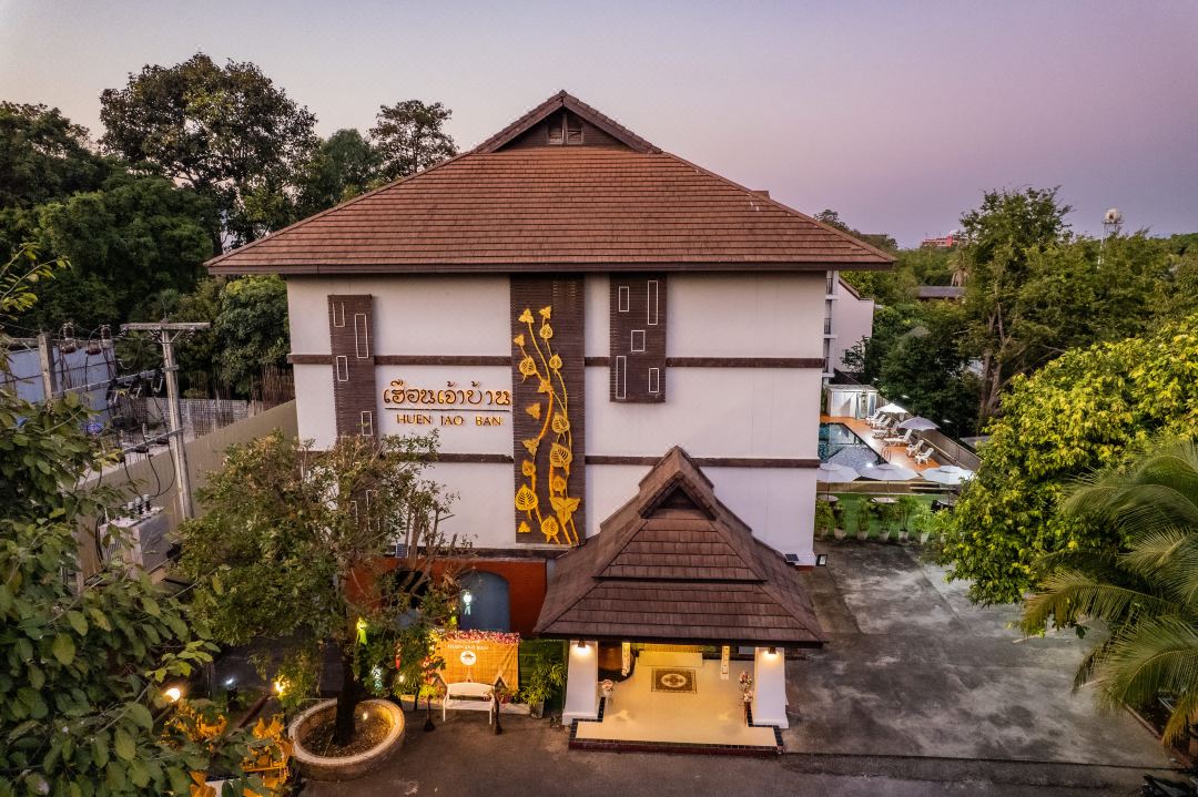 Huen Jao Ban Hotel
