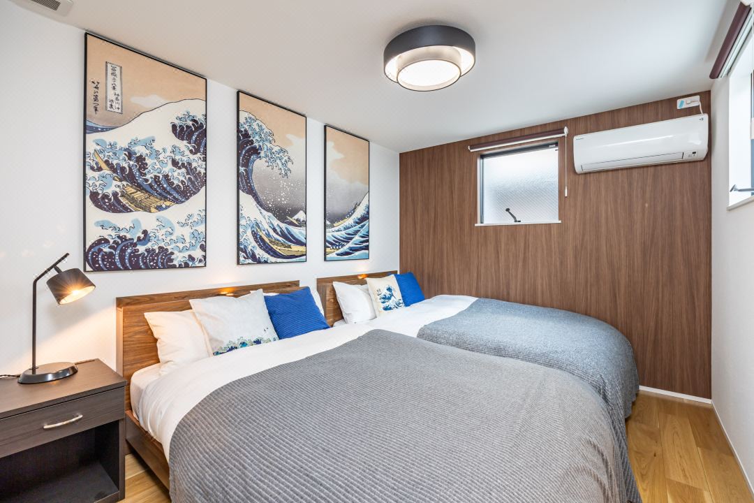 Modern Japan東京浅草east