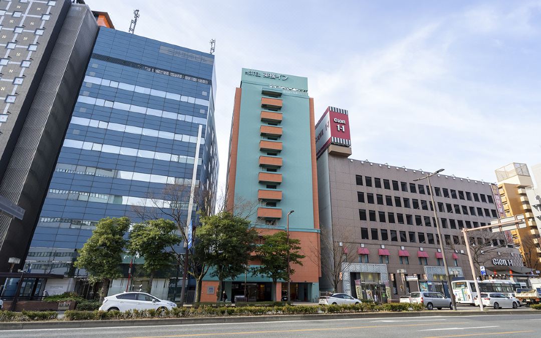 โตโยะโคะอิน ฮากาตะ เอกิมาเอะ กิอง